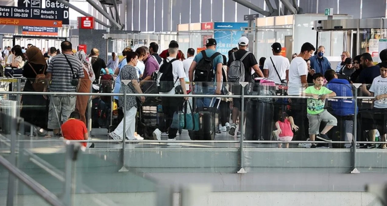 Lufthansa Tətili Aviasiya Sektorunu Çökdürdü: Yüzlərlə Uçuş Ləğv, Minlərlə Sərnişin Mağdur