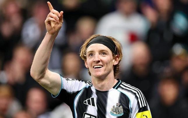 “Bavariya” “Nyukasl”ın Hücumçusunu Hədəfə Aldı: Transfer Bazarında Gərginlik Artır!