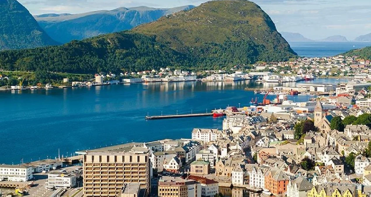 Norveç Dünyanın Ən Varlı Ölkəsi Seçildi: ABŞ və İrlandiyanı Geridə Qoydu