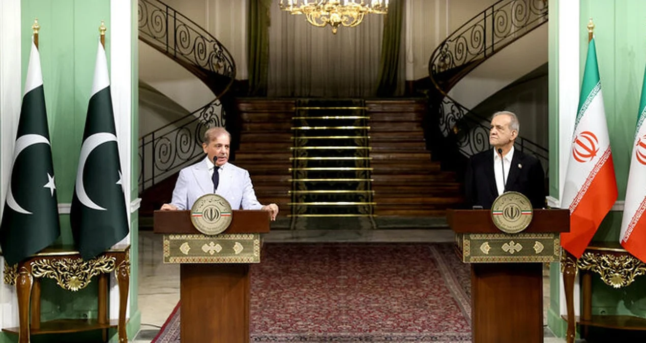 Pakistan sülh missiyasına qoşulur: Şərif Pezeşkiyanla görüşdü