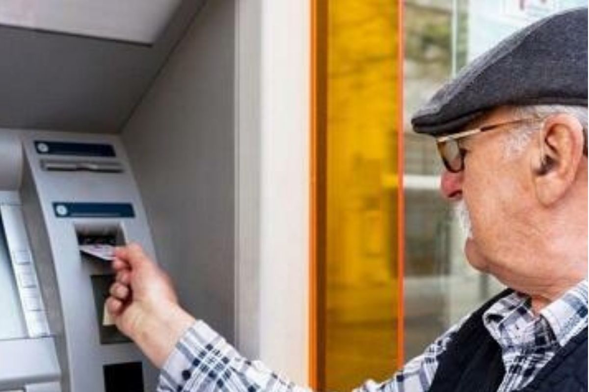 Pensiya yığımlarından erkən istifadə: Azərbaycan bu təcrübəni tətbiq edəcəkmi?