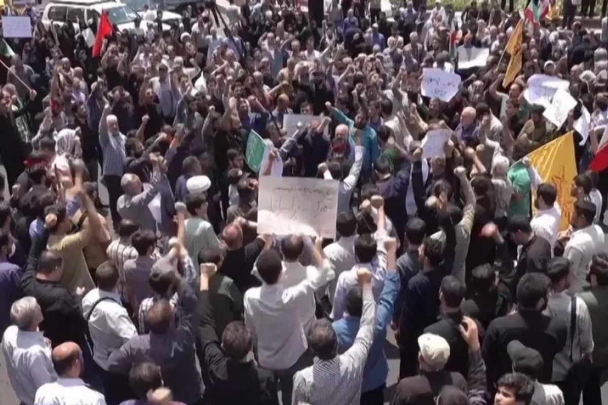 İranda iqtisadi böhran dərinləşir: Etiraz dalğası genişlənir