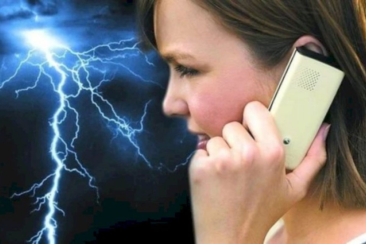 FHN-dən Əhaliyə TƏCİLİ XƏBƏRDARLIQ: Küləkli havada TELEFON təhlükəsi!