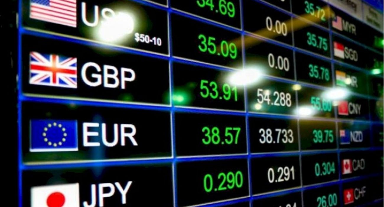 Azərbaycan valyuta bazarında rubl bahalaşır: Mərkəzi Bankın yeni məzənnələri