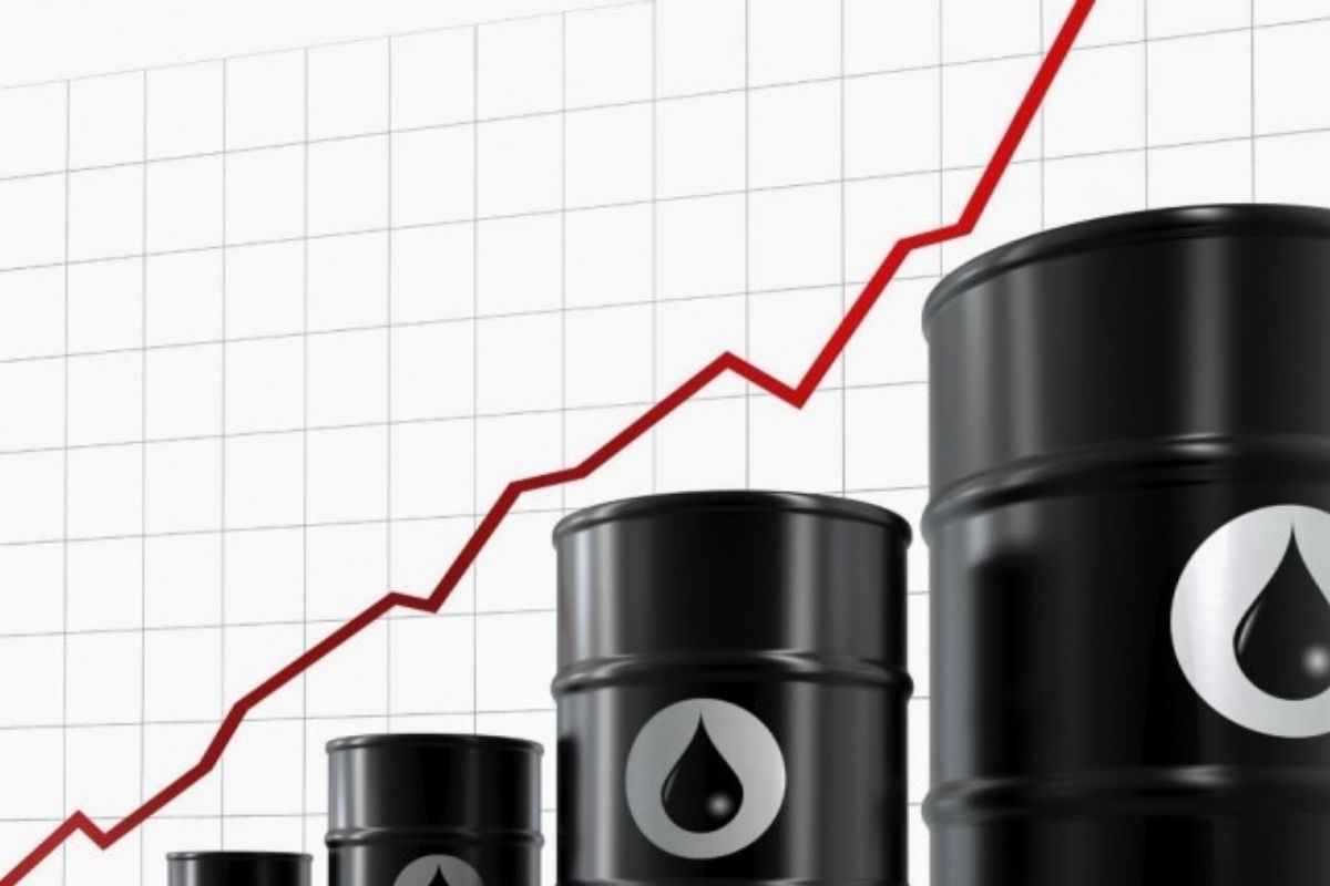 Qlobal Bazarda Neftin Bahalaşması Davam Edir: Brent Qiymətləri Yüksəlişdə