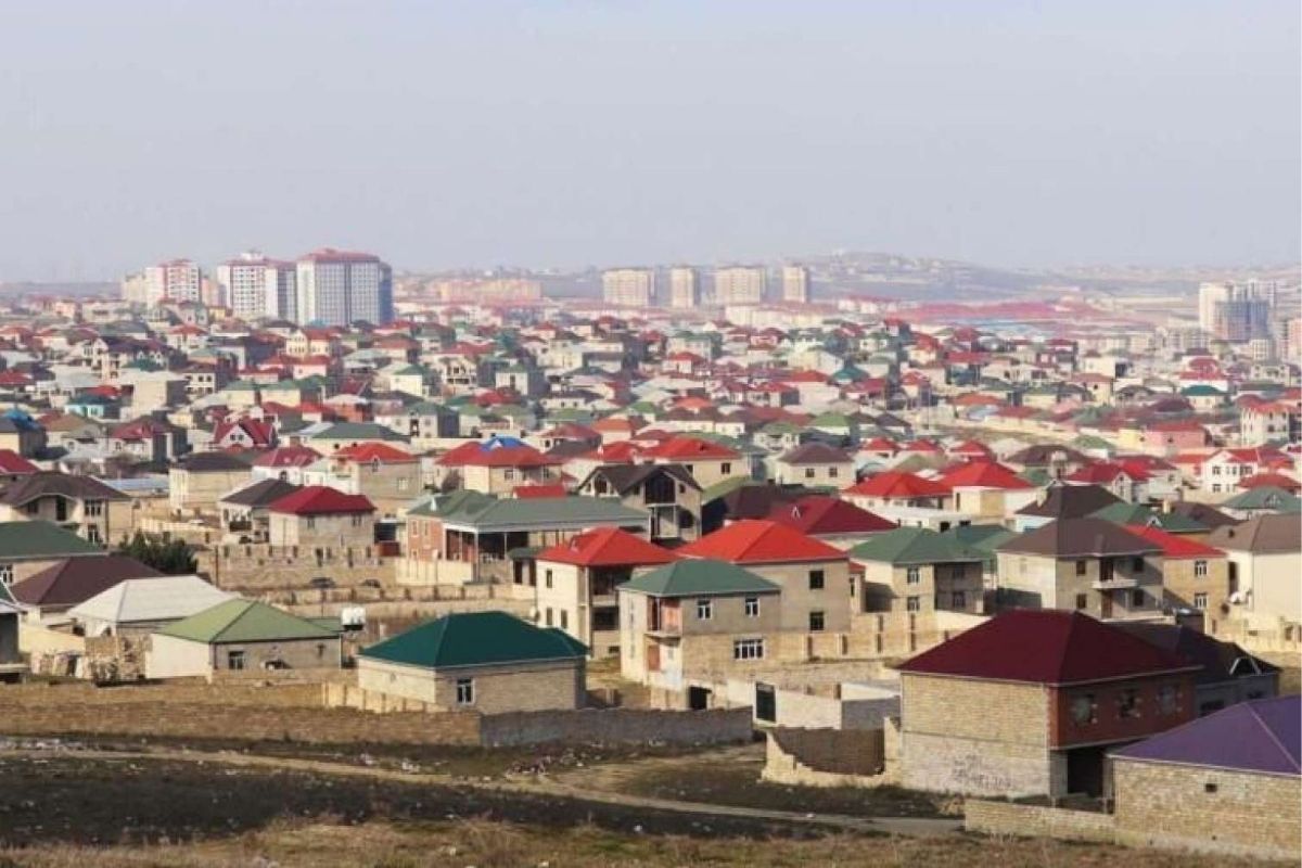 Bakı və Abşeronda torpaq və həyət evlərinin qiymətləri ucuzlaşdı: Alıcılar üçün fürsət
