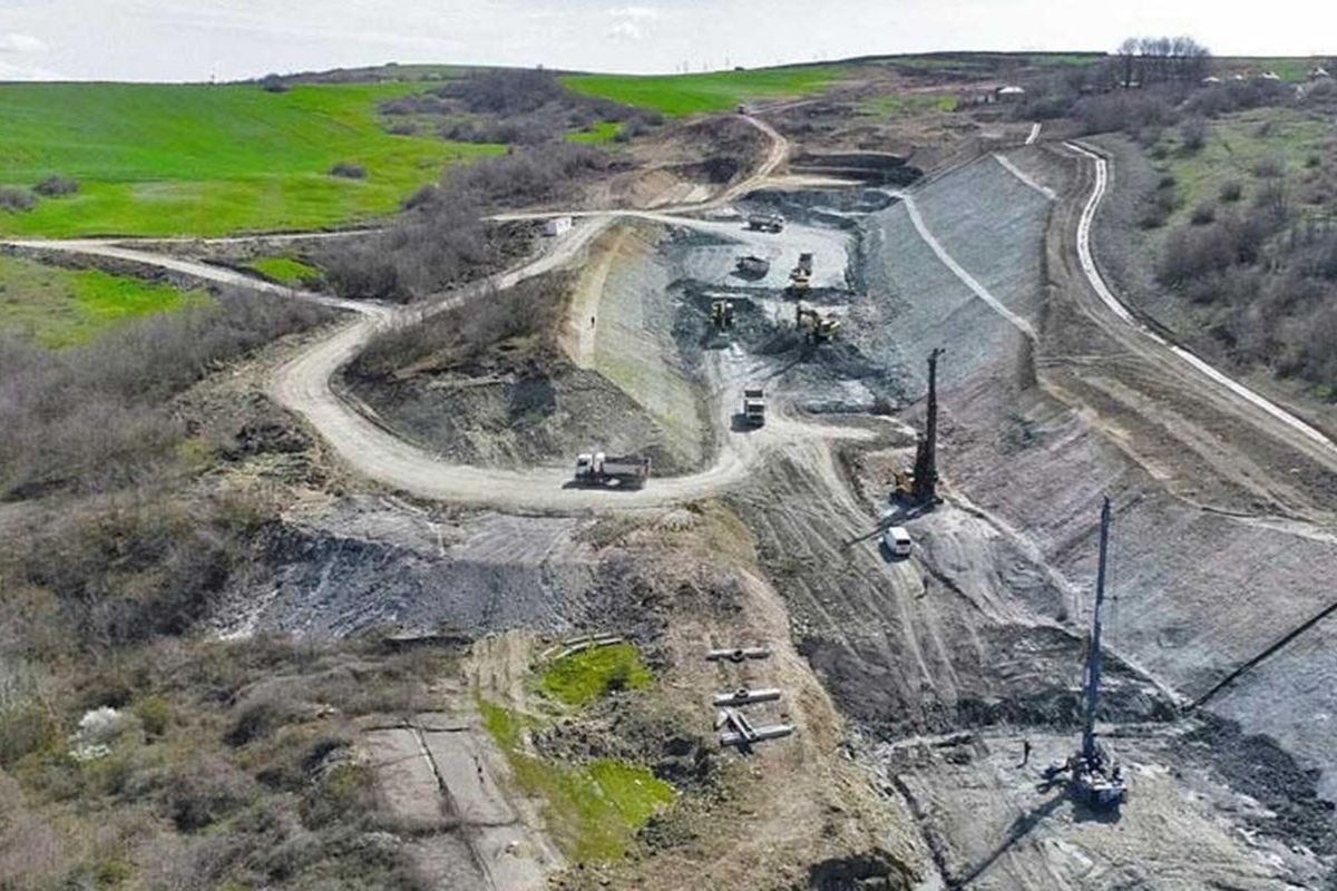 Muğanlı-İsmayıllı-Qəbələ yolu bir həftəlik bağlanır: Sürücülərə vacib xəbərdarlıq