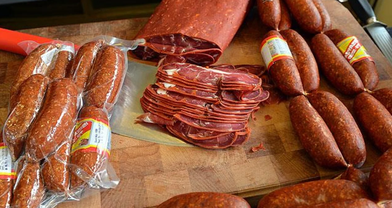 İngiltərə ət və süd məhsullarına qadağa qoydu: Cərimə 300 min lirəyə çatır!