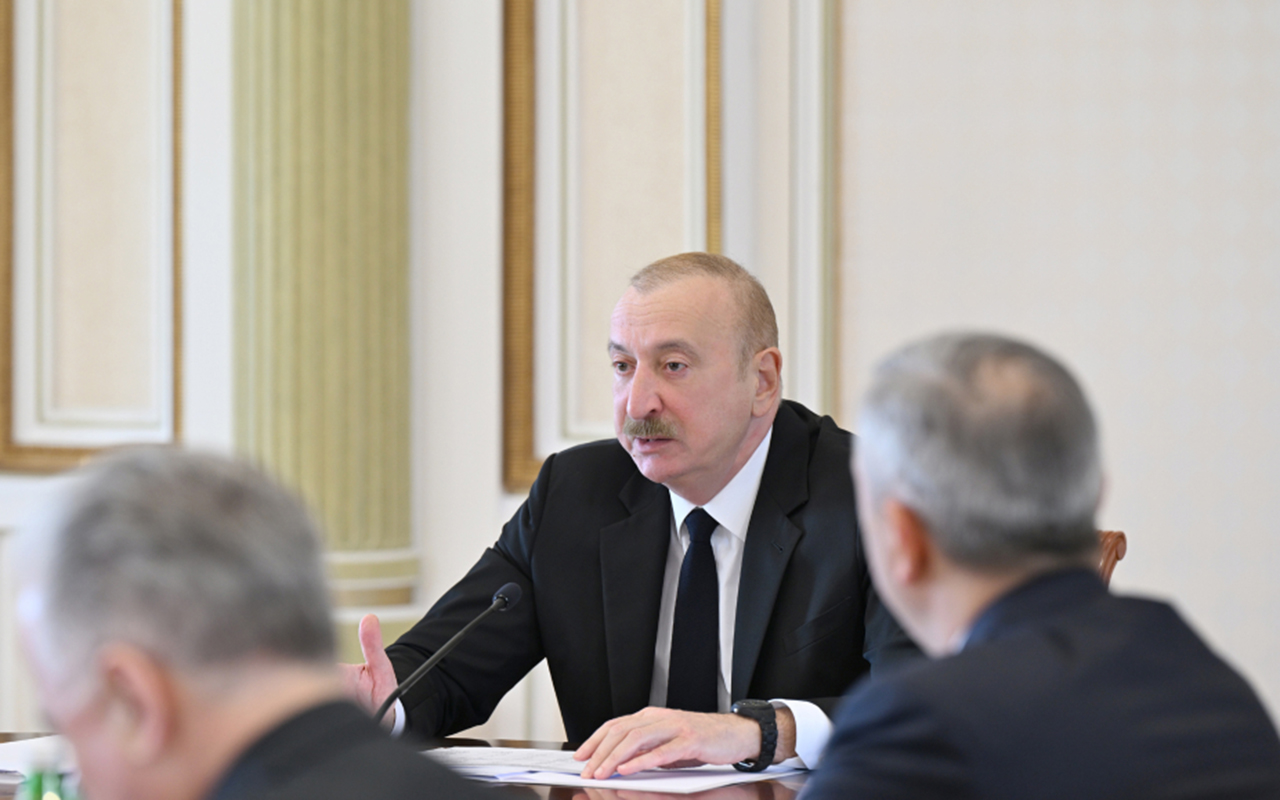 “Bu dinamika məni qane etmir” 
							 – Prezident