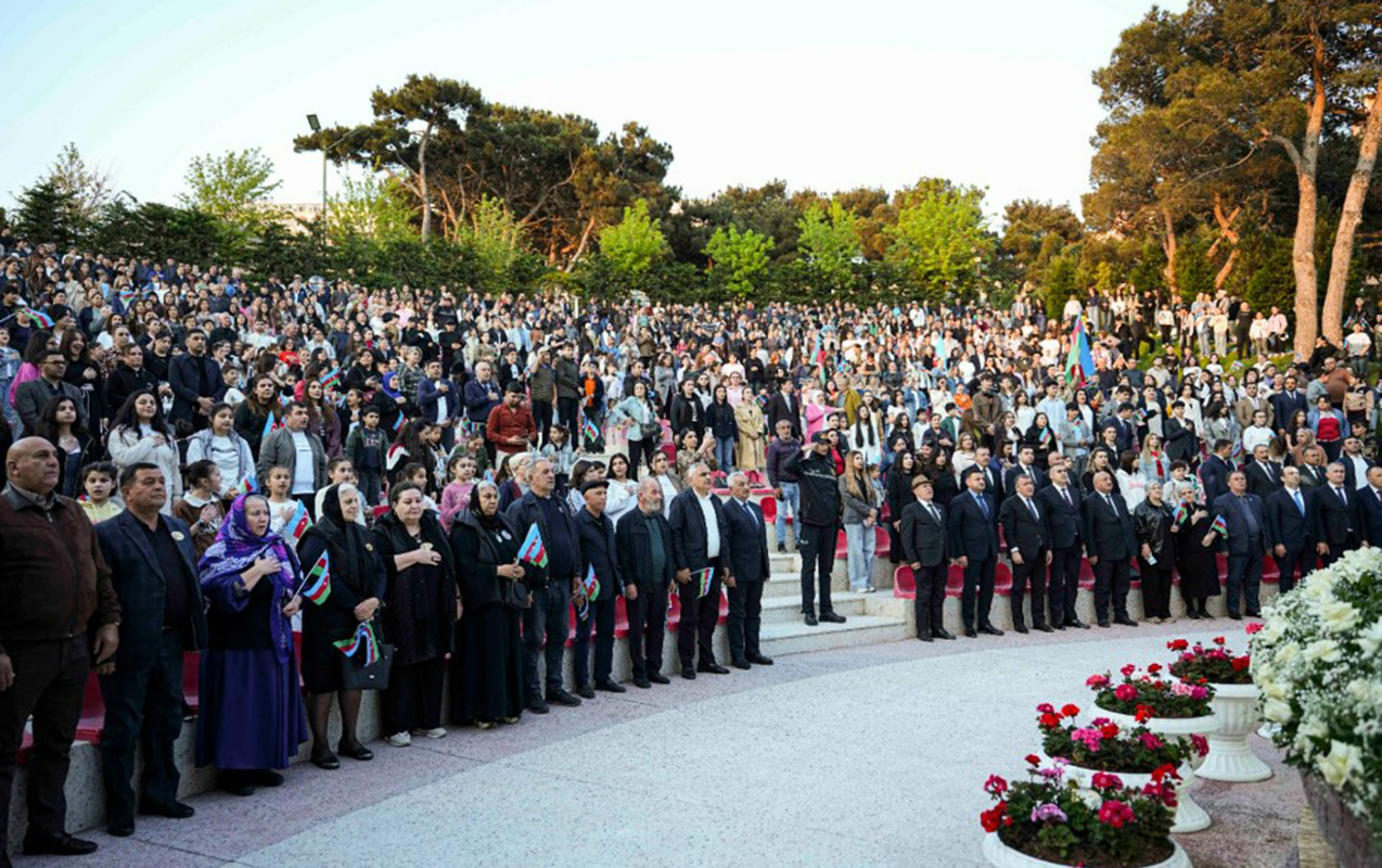 Xətaidə Ümummilli Liderin anadan olmasının 103 illiyinə həsr olunmuş konsert proqramı 
							 – Video – Fotolar